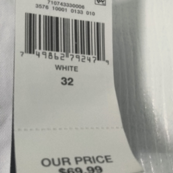 Shorts - Picture 4 of 4